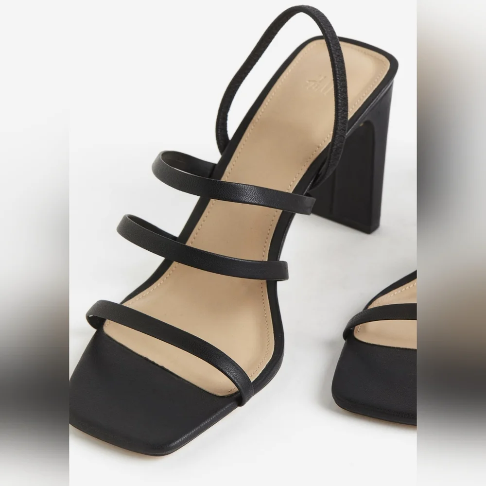 H&M Heels NWT Size 9 Black Cream Square Toes Classic Office Business